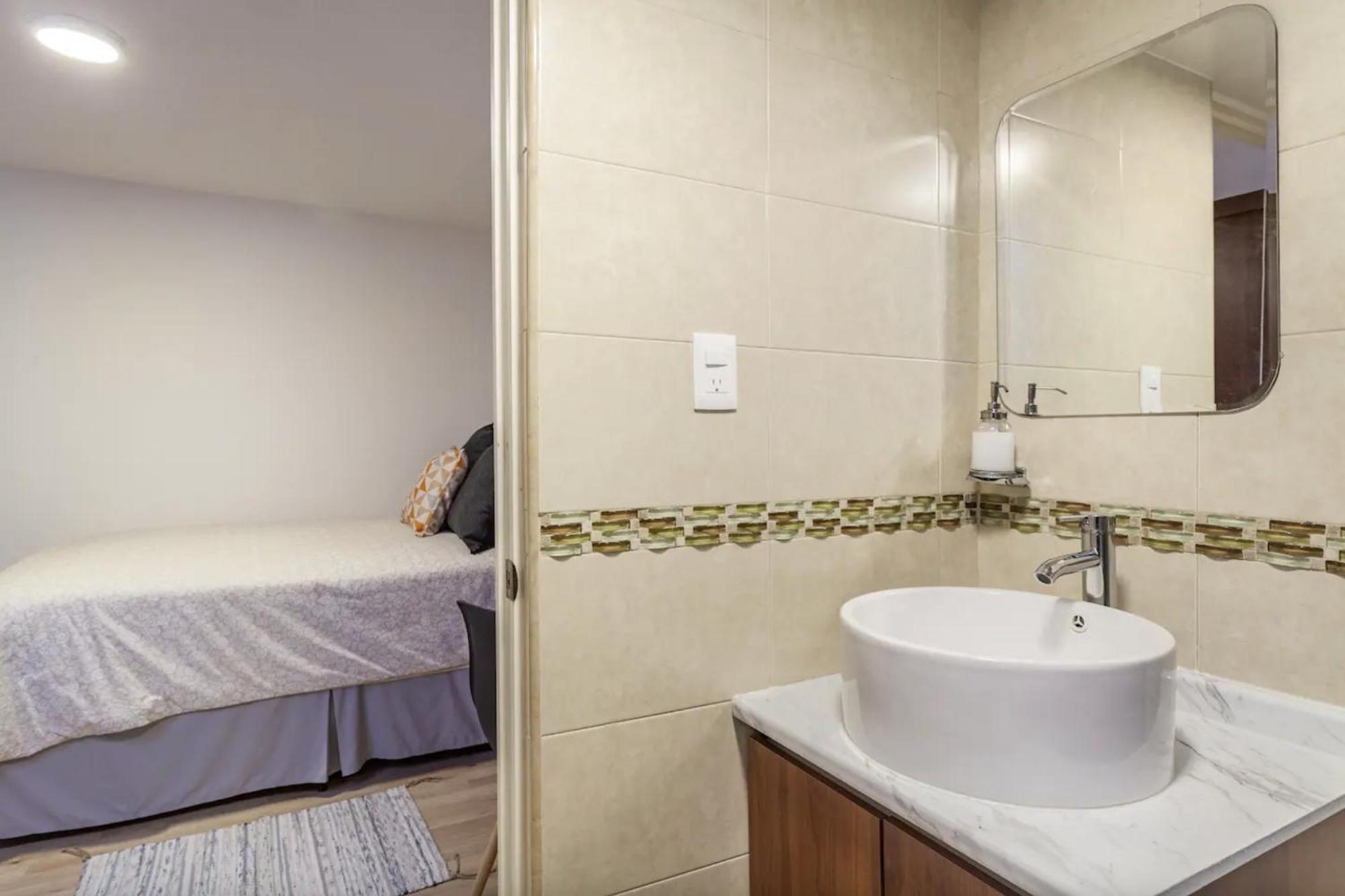 Bedroom With Private Bathroom In Roma Norte In เม็กซิโกซิตี้ ภายนอก รูปภาพ